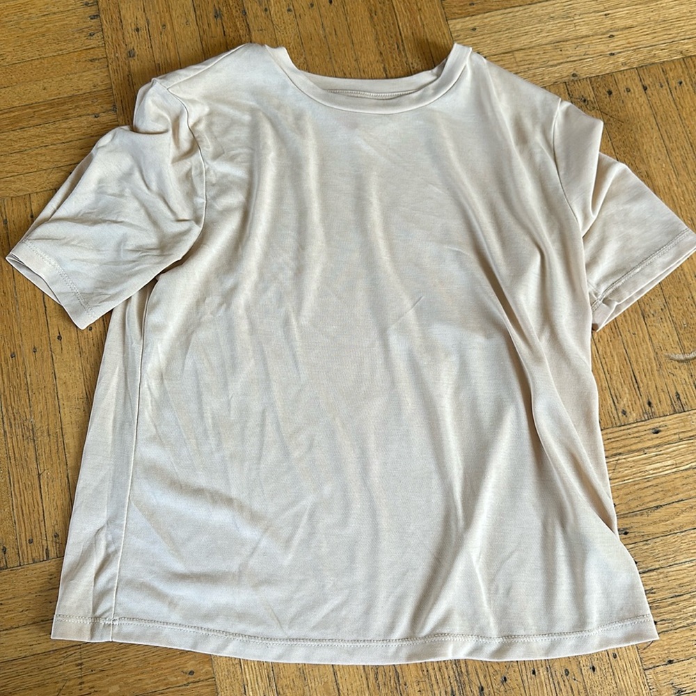 Boxy lightweight tee